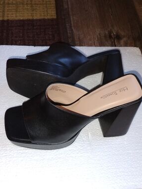 Hot Tomato Black Platform Slide Mules, Y2K, Size 8.5